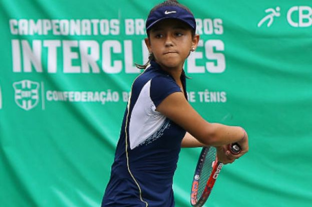 Luana é campeã brasileira nos 12 anos